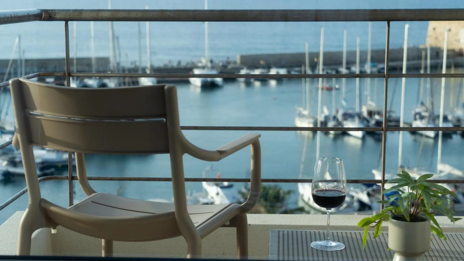 Candia Blue Seaview Apartment