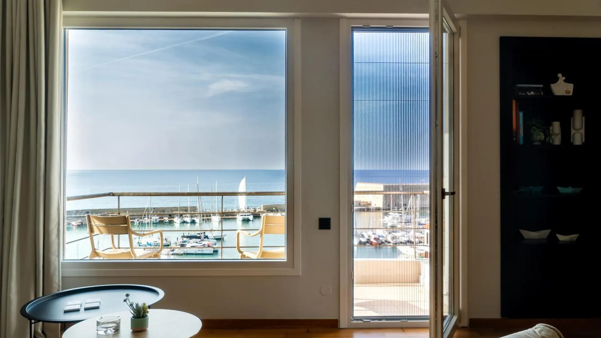 Candia Blue Seaview Apartment